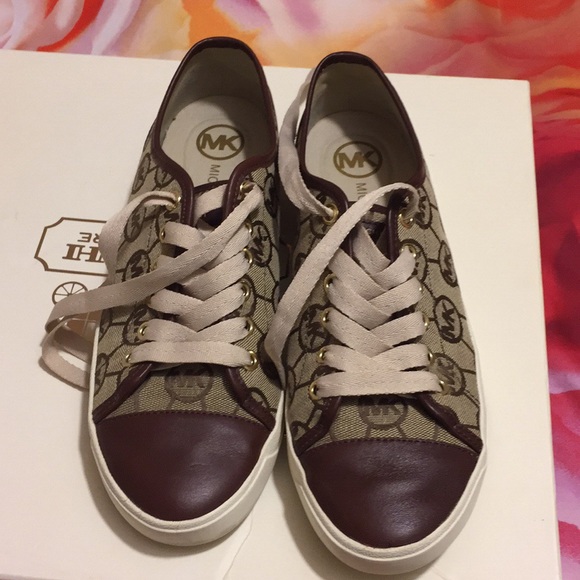 Michael KORS shoes size 8 - Picture 7 of 7